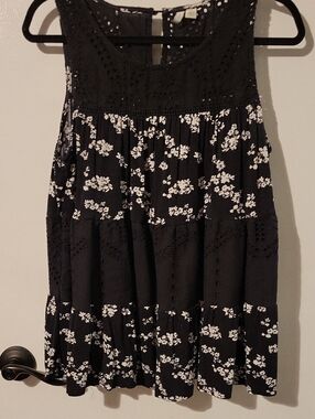 Cato Black and White Floral Eyelet Tank Top